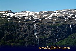 Luftbild Wasserfälle im Hardangerfjord