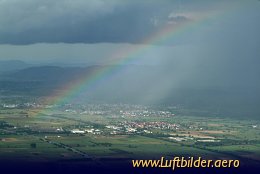 Luftbild Regenbogen im Rheintal